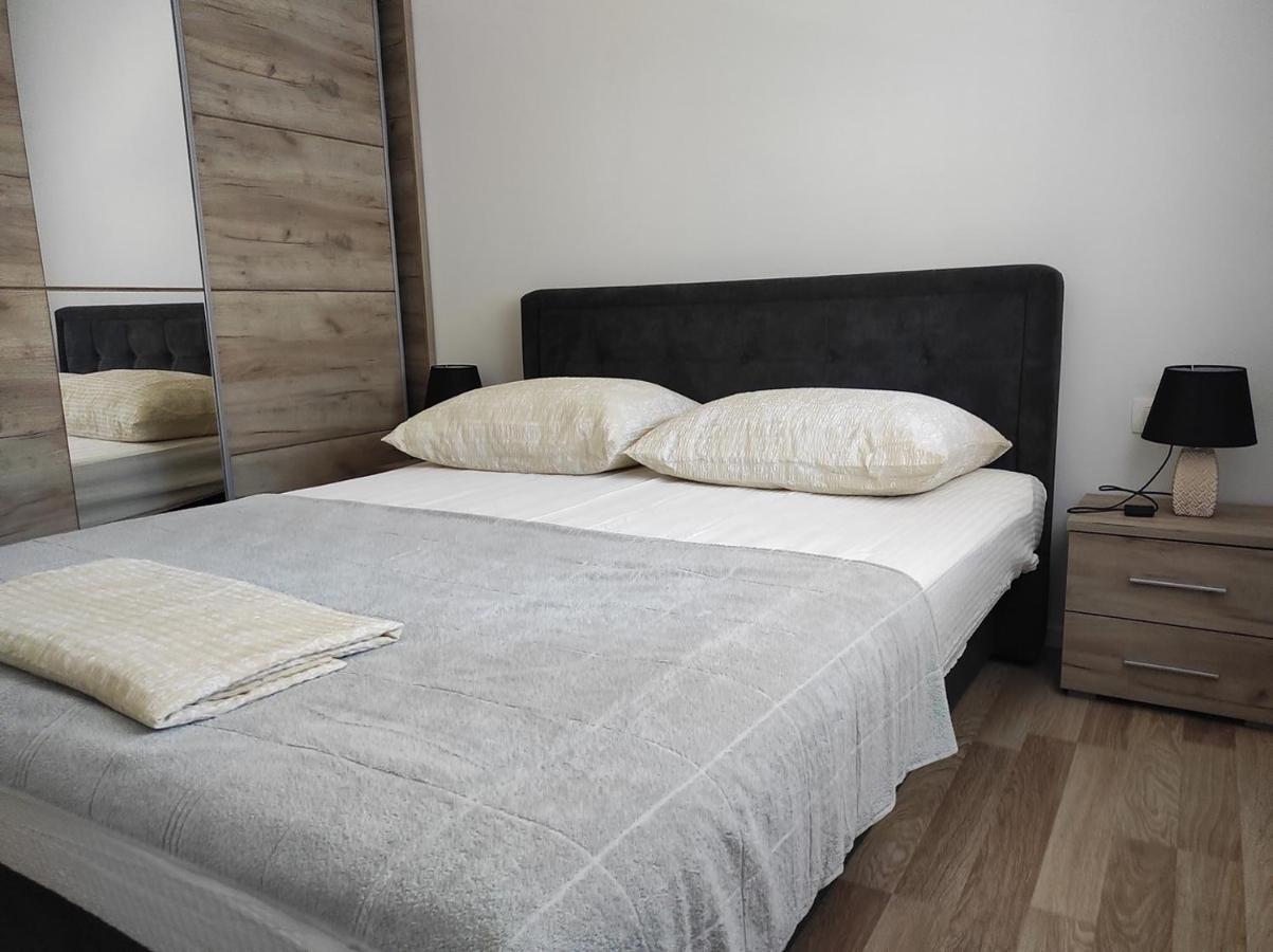 One Bedroom Apartment Gogo With Private Parking Neum Exterior foto